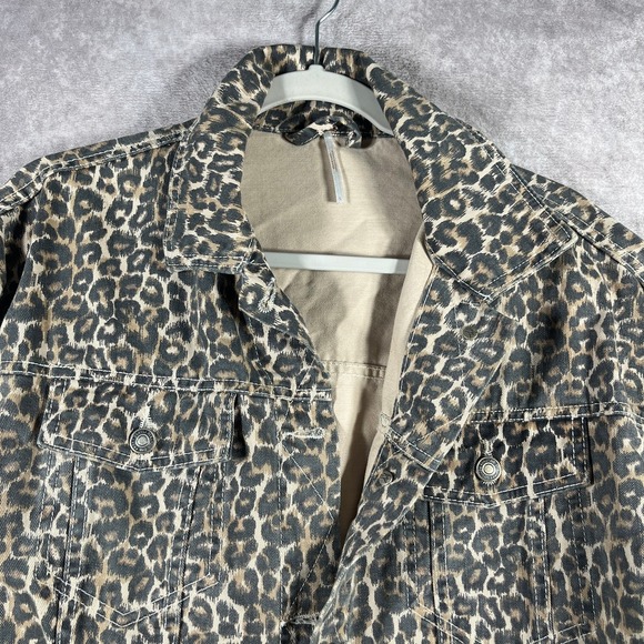 Free People Jacket Womens Small Black Brown Leopard Print Denim Cropped‎ Raw Hem - Picture 3 of 9